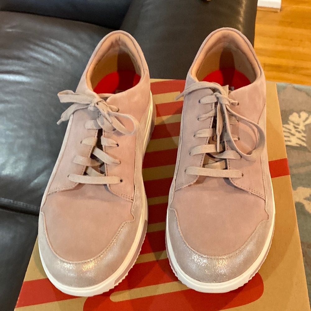 Ladies brand new sneakers/casual shoes by fitflop